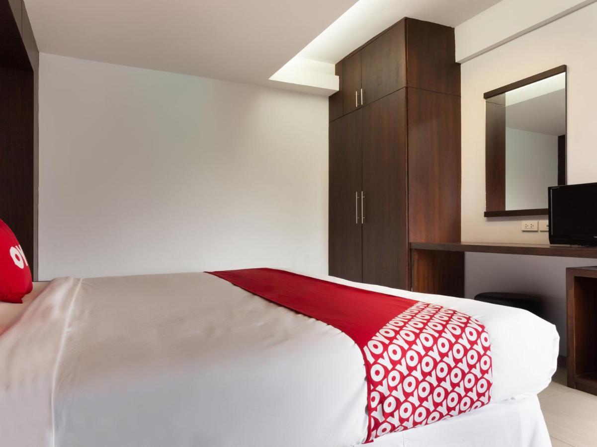 Oyo 1127 Baan Siam Hotel Чианг Рай Екстериор снимка