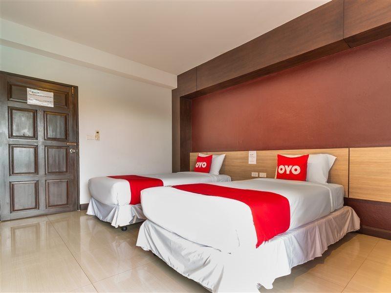 Oyo 1127 Baan Siam Hotel Чианг Рай Екстериор снимка
