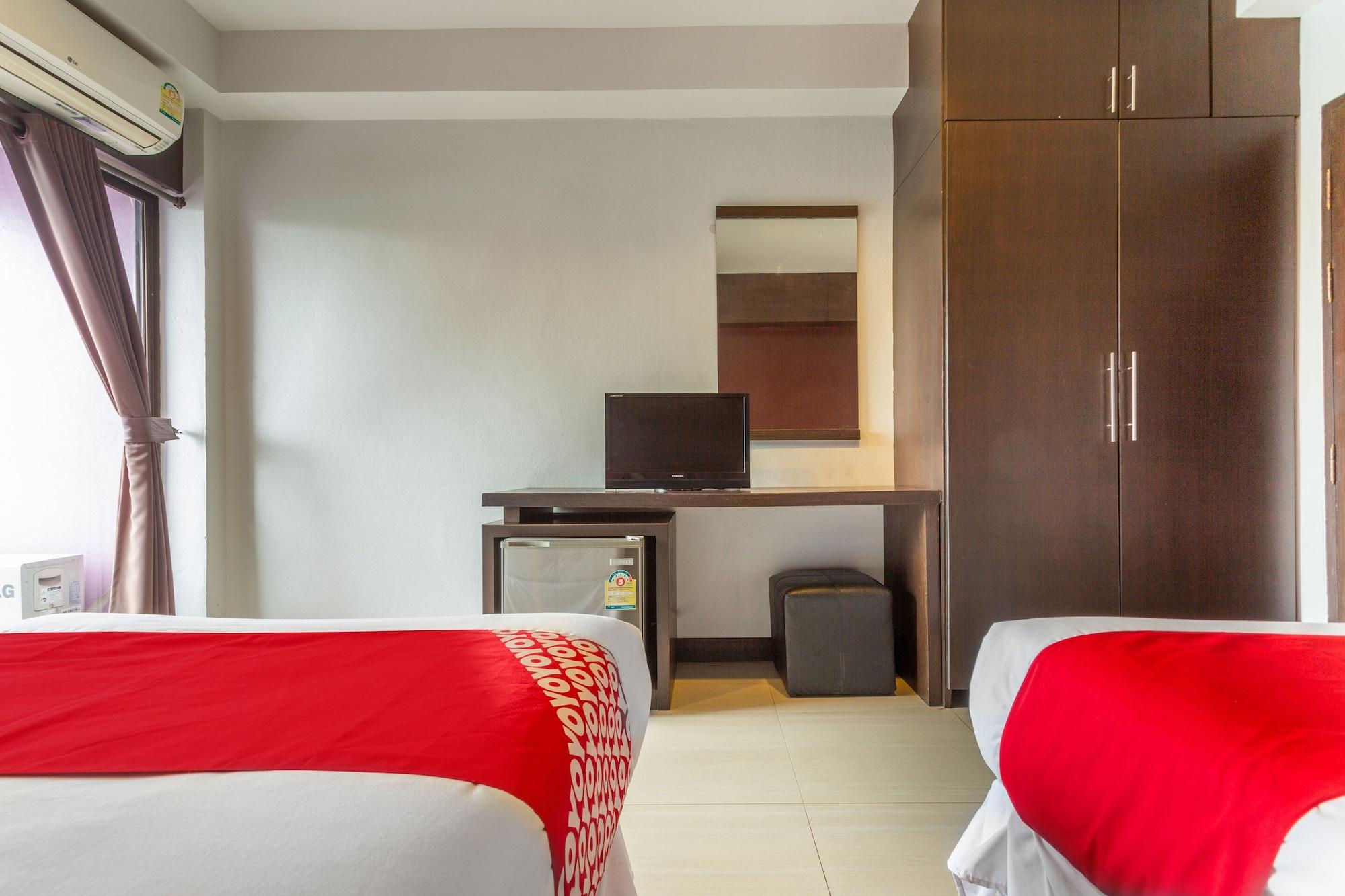 Oyo 1127 Baan Siam Hotel Чианг Рай Екстериор снимка