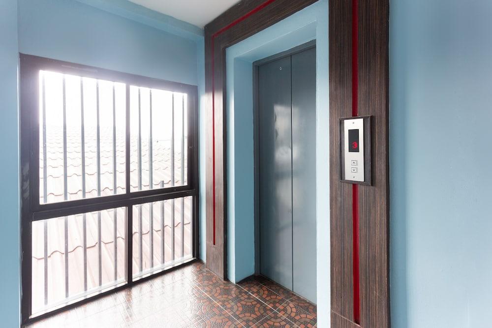 Oyo 1127 Baan Siam Hotel Чианг Рай Екстериор снимка