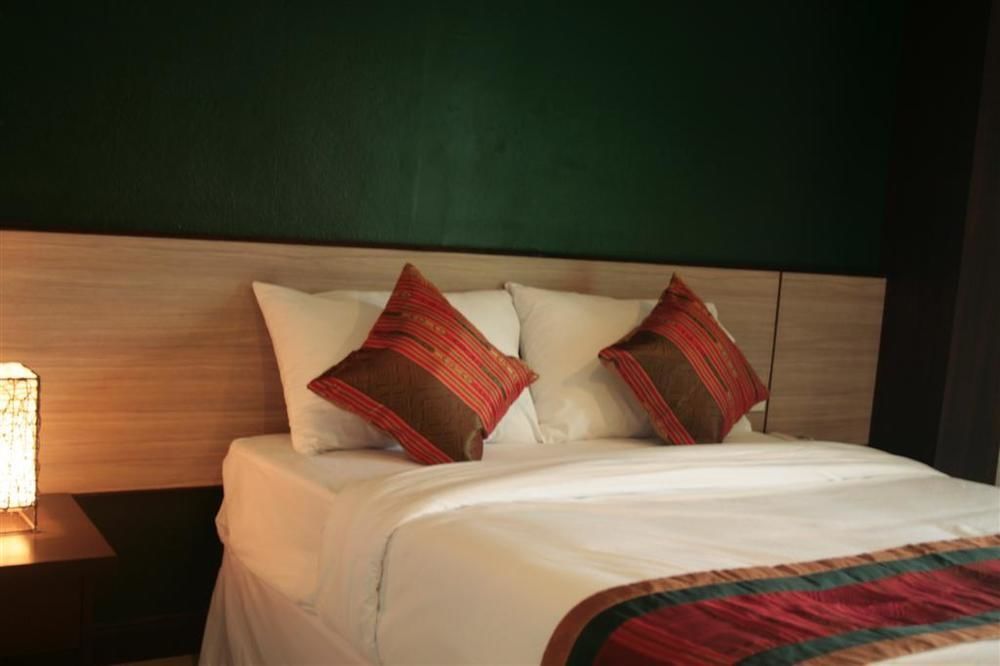 Oyo 1127 Baan Siam Hotel Чианг Рай Екстериор снимка